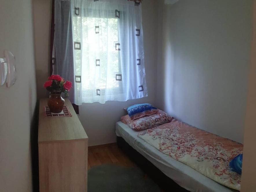 Fuege-Fa-Haz Vasarosnameny - Gergelyiugornya Apartment Екстериор снимка