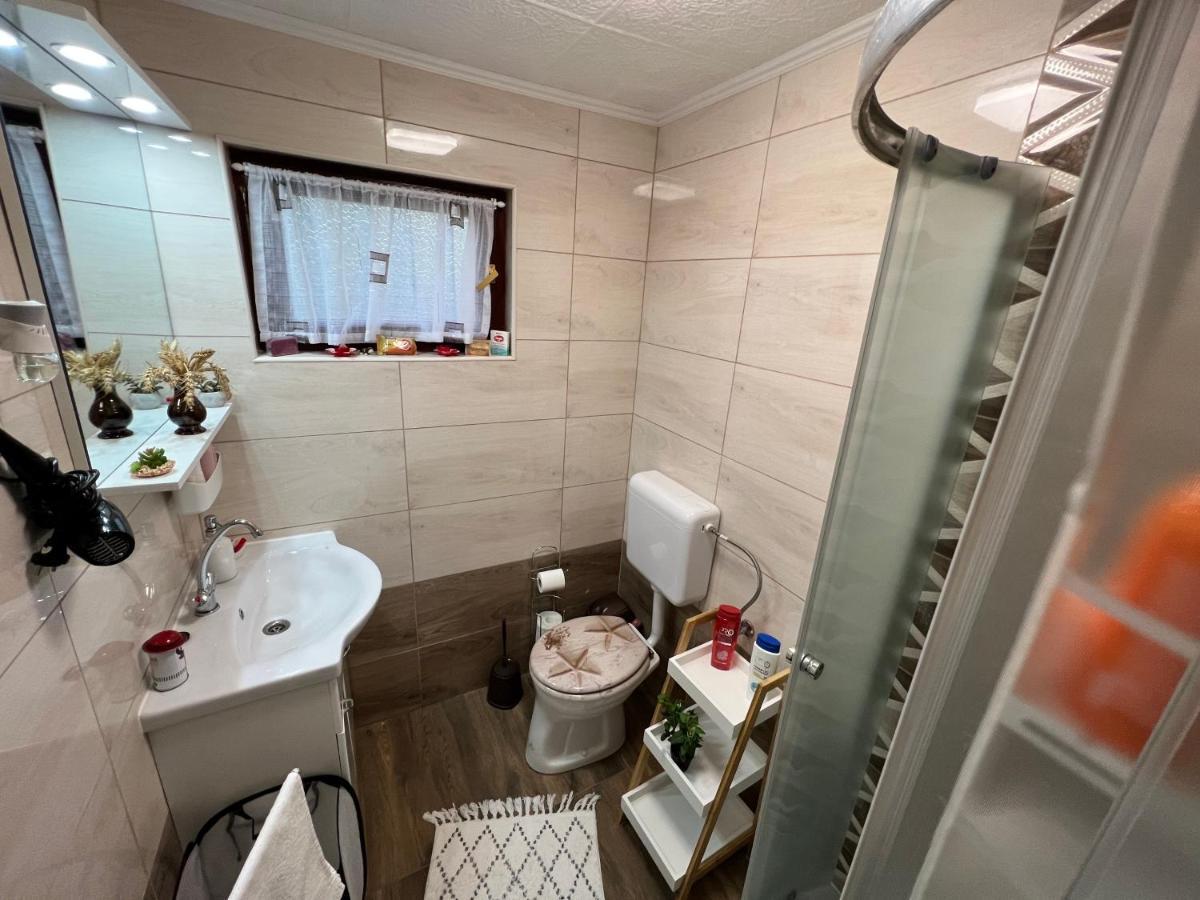Fuege-Fa-Haz Vasarosnameny - Gergelyiugornya Apartment Екстериор снимка