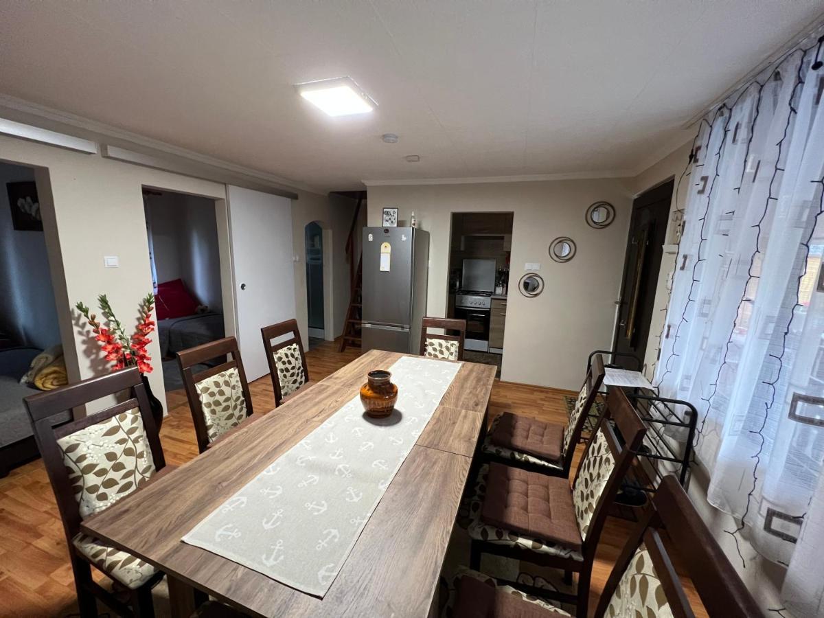 Fuege-Fa-Haz Vasarosnameny - Gergelyiugornya Apartment Екстериор снимка