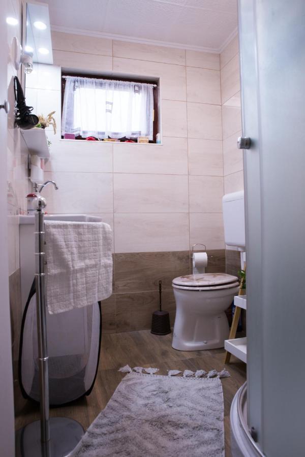 Fuege-Fa-Haz Vasarosnameny - Gergelyiugornya Apartment Екстериор снимка