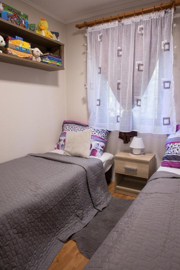 Fuege-Fa-Haz Vasarosnameny - Gergelyiugornya Apartment Екстериор снимка